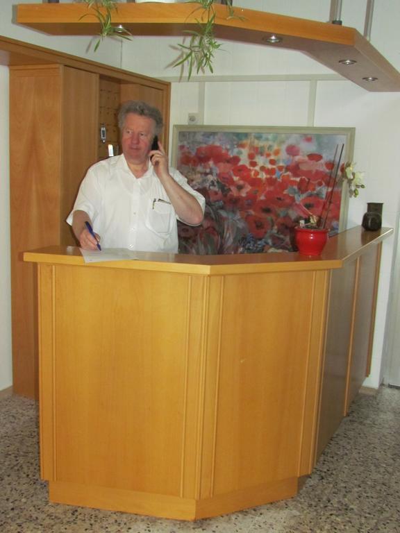 Hotel Stadt Mainz Schwabenheim an der Selz Bagian luar foto